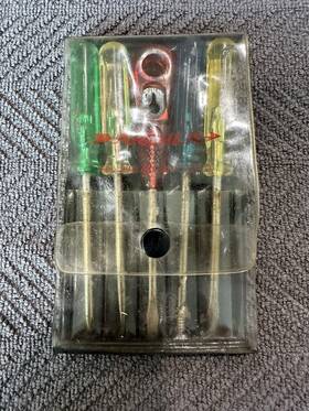T-1050 Archer Radio Shack Tandy Co. Screwdriver 5 Piece Set