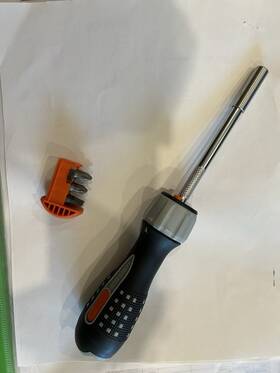 Bah808050l Bahco Ratchet Screwdriver With Bits And Led Lights