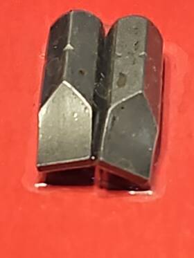 25982 Craftsman Sloted 1 Inch Insert Bit 8-10 1/4 Hex Shank For Driver 25982 Craftsman Sloted 1 Inch Insert Bit 8-10 1/4 Hex Shank For Driver