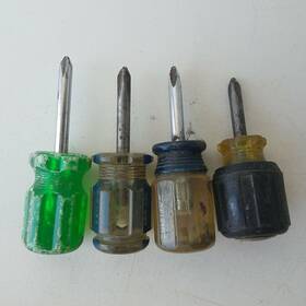 300-9198 Craftsman 4-pieces Mini Screw Drivers
