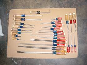 41321-41270 Craftsman Vinatge Craftsmanusa Phillips And Straight Blade Screwdriver Lot