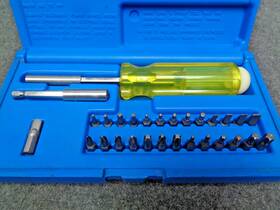 Ea7001 Eagle Industries Hex Bit Set With Driver Handle And Extensions