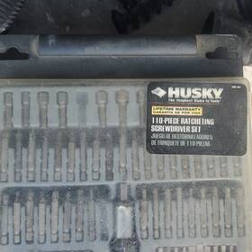 488-495 Husky 110-piece Ratcheting Screwdriver Set With Case Mixed Drive T8-t40