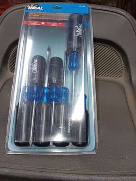 35-1298 Ideal Industries 7 Pc Cush Grip Screwdriver Set