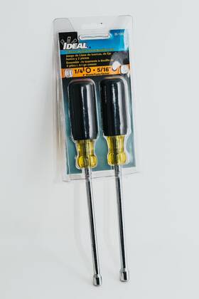 35-1302 Ideal Industries - 1/4 Inch 5/16 X6 2 Piece Nut Driver Set