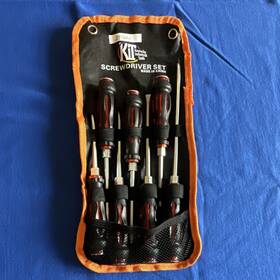291600 Kentucky Industrial Tools 7-piece Screwdriver Set Black Red Steel Plastic