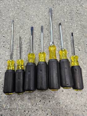 Klein Tools 313046996931 7-piece Assorted Screwdriver Set With Cushion Grip Handles