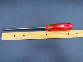 91014 Magna Flat Head Screwdriver 9 1/2 Inch Long 3/16 Made In Usa Vintage Nos