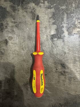 F.42212080 Makita Insulated Phillips Screwdriver