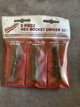 49-66-3005 Milwaukee Tools 3 Piece Hex Socket Driver Set #49-66-3005 Nos