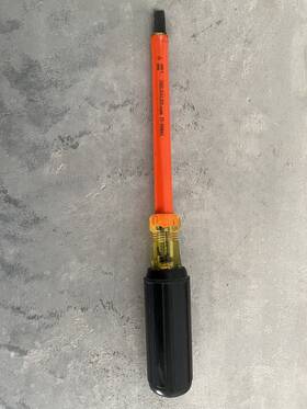 It-3084 Oel Worldwide Industries High-voltage 5/16 Inch Flat-head Screwdriver