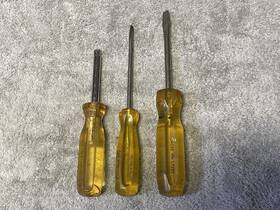 9632 Proto Vintage Lot Of 3 And Challenger Yellow Handle Screw Drivers Socket