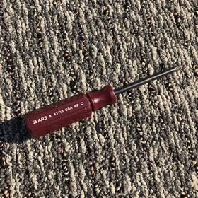 41118 Sears Vintage 7 Inch Screwdriver Made In Usa Maroon Handle A4