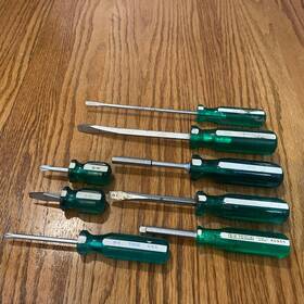 73504 Sk S-k Tools Usa Green / White Handle Screwdriver Lot 8-piece Slotted Phillips 73504 Sk S-k Tools Usa Green / White Handle Screwdriver Lot 8-piece Slotted Phillips