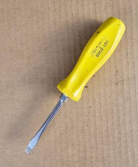 Sdd2 Snap-on Slotted/ Flat Blade Screwdriver Yellow