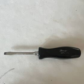 Sdd2-us Snap-on Sdd2 Us Flat/slotted Screwdriver Black Plastic Metal Handle 1 Piece