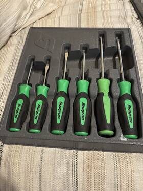 Snap-on Shdx60g Snap-on Instinct Combination Hard Grip Screwdriver Set 6pc Green Standard With Tray