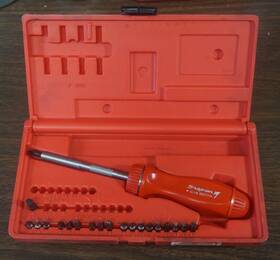 Ssdmr4arac Snap-on Ssdmr220 Super Vtg Oop #ssdmr220 Kit With Limited Edition And Bits