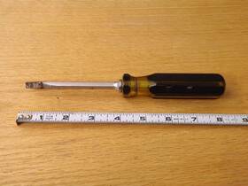 66-174 Stanley No. 4 Inch Flat Straight Tip Screwdriver Used Hand Tool