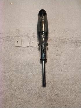 68-750 Stanley Ratcheting Screwdriver With 7 Bits