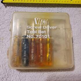 70101 Vaco 5-piece Screwdriver Set Mixed Drive Yellow Black Orange Clear Includes Case