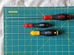 36734 Wiha Softfinish Ball End Hex Screwdriver 1.5 Mm 1/8 In And 3/16 Set Of 3