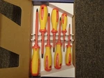 Ppe 7-PIECE Insulated Screwdriver Set Magnetic Tip To 1000V. Fixed Price $20.00.