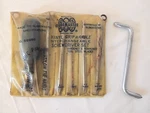 Vintage Globemaster Vinyl Grip Handle Interchangeable Screwdriver Set + Euc. Fixed Price $10.00.