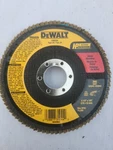 Dewalt Dw 8308 4 1/2" 7/8" Z 60 Grit Flap Disc New 10 Pack No Box. Fixed Price $40.00.