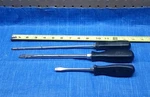 Lot Of 3 Snap On Screwdrivers SSD8 STD4 Black Handle Tools Flat Phillip. Fixed Price $40.00.