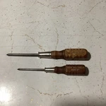 2 Vintage Irwin Phillips Screwdrivers 8000-3 And 8000-4 Made Usa. Fixed Price $20.00.