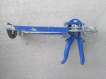 Well Made PN#3334 Automotive Dual Cartridge Manual Epoxy Applicator Caulking Gun. Fixed Price $23.00.