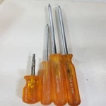 Lot Of (4) Vaco Clutch Head Screwdrivers. Fixed Price $39.99.