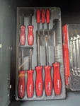 Snap-on SDD10A 10PC Combination Screwdriver & Magnetic Prybar Set Red W/ Box. Fixed Price $550.00.