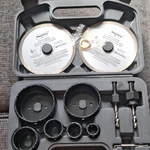 Maxtech Diamond Blade Hole Saw Set 4-1/2 In With Arbors And Carry Case. Fixed Price $35.00.