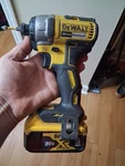 Dewalt DCF787C2 20V Max Li-ion Brushless 1/4 Impact Driver W/ 5AH Battery. Used. Fixed Price $65.00.