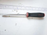 Snap-on Tools Usa Red Black .05 X 31 Flat Head Slotted Screwdriver SG06. Fixed Price $29.98.