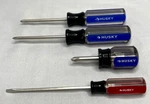 Husky Screwdrivers Red/blue Usa Made 678-076, 681-107, 687-957 Lot Of 4. Fixed Price $12.00.
