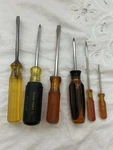 Phillips & Slotted Screwdriver Of 6 Vintage Old Tool Various Sizes Brands. Fixed Price $8.00.