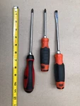 Mac Tools Screwdrivers (3 Pcs): PBM2062AR #2X6", PB2042CO-S Usa, & PJRB6CO-USA. Fixed Price $55.00.