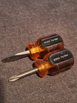 Vintage Hunter 30402 & 30506 Short Stubby Flathead And Phillips Screwdriver Set. Fixed Price $14.99.