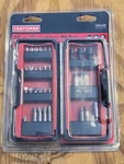 Nos Sears Craftsman Screw Driving Insert 32PC Bit Set W/carry Case 26458. Fixed Price $18.95.