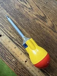Vtg S/v Tool Co. Screwball Ratchet Reversible Screwdriver Usa Works Great. Fixed Price $16.00.