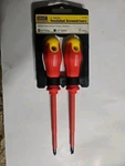 Smart Electrician 1000 Volt Insulated Screwdriver Set With Magnetic Tips 364-500. Fixed Price $17.95.