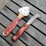 Red Devil Natural Handle Paint/wood Scraper & 4607 Carpet Linoleum Knife. Fixed Price $10.00.
