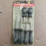 Pittsburgh #47770 6 Piece Screwdriver Set 3 Straight Phillips Magnetic Tips. Fixed Price $8.29.