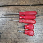 Mac Tools Snap On Screwdrivers Lot SSDZ42 PHR3AR P201XA P212XA PN2SA Red Handles. Fixed Price $49.99.
